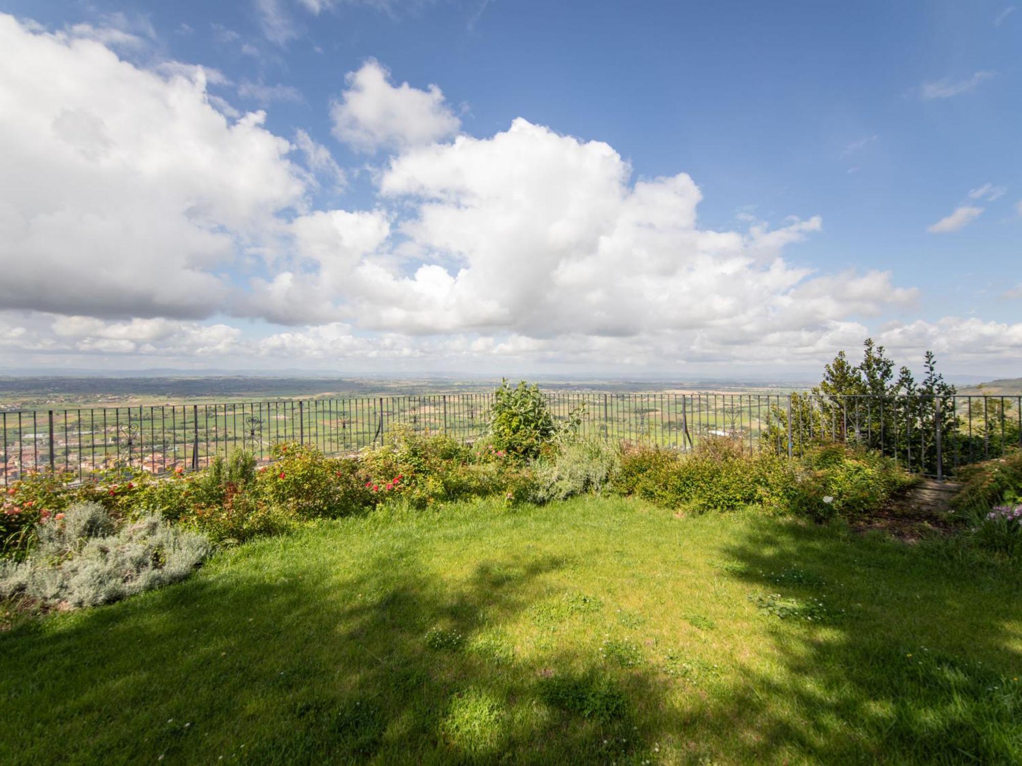 Apartment Antico Duomo-4 By Interhome Cortona Exterior photo